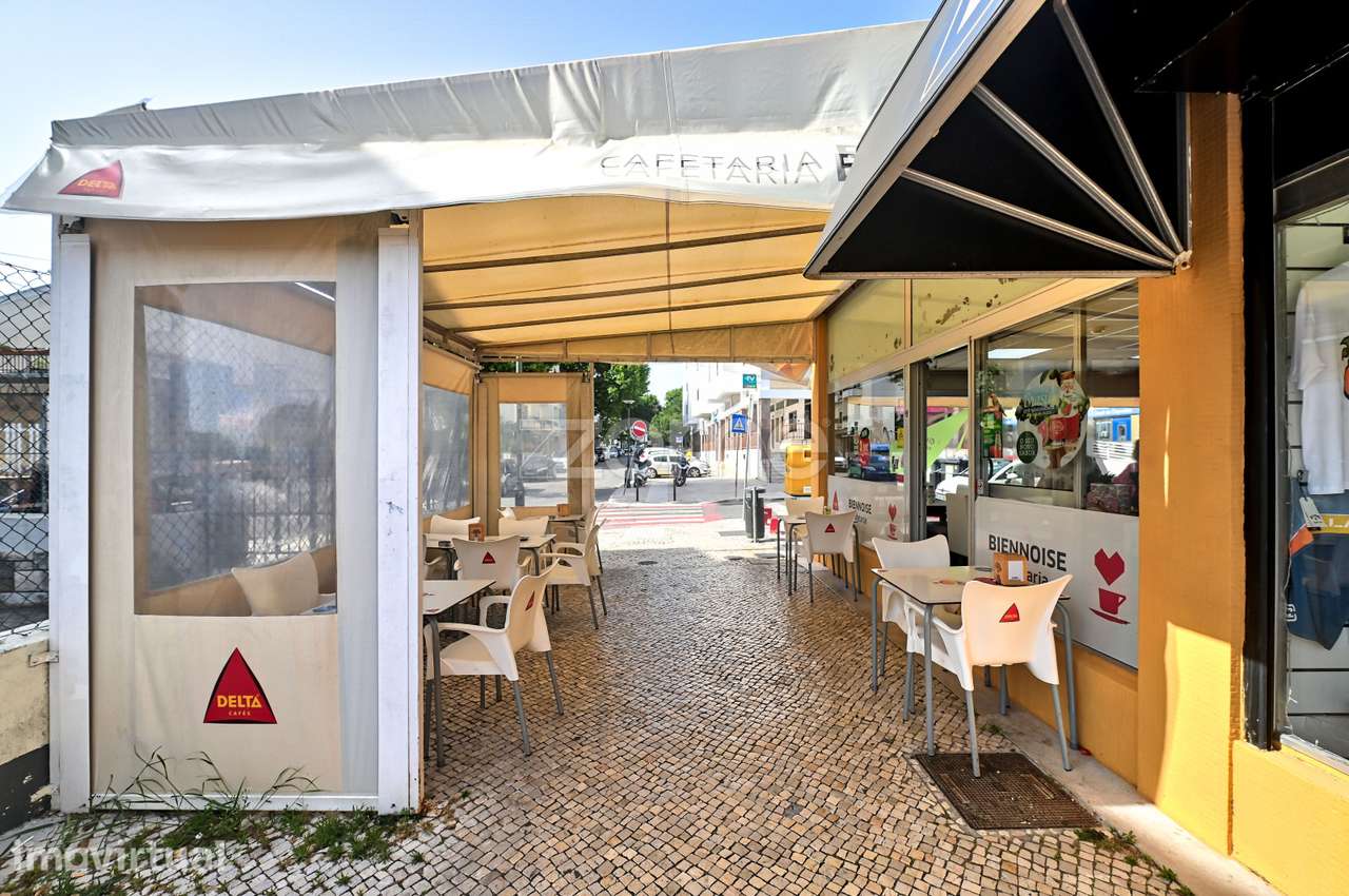 Café/Snack bar com esplanada e fabrico próprio em Carcavelos - Grande imagem: 4/19