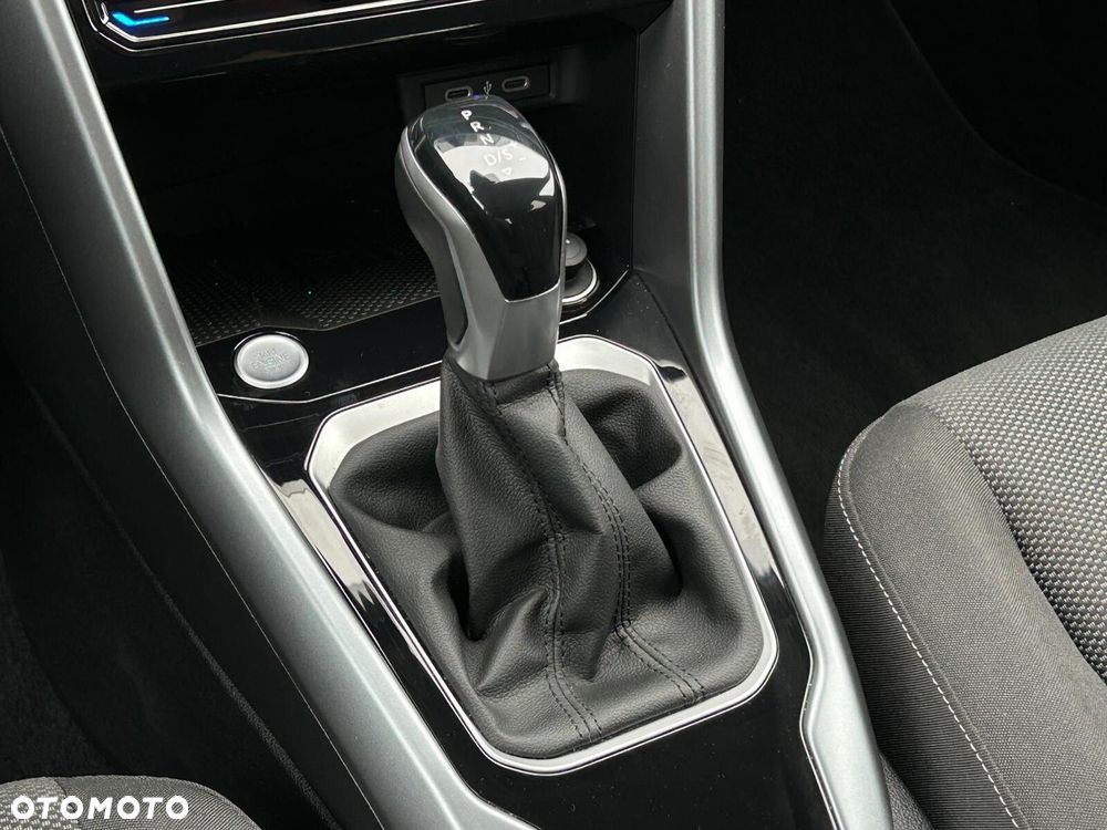 Volkswagen T-Roc 1.5 TSI Life Plus DSG - 24