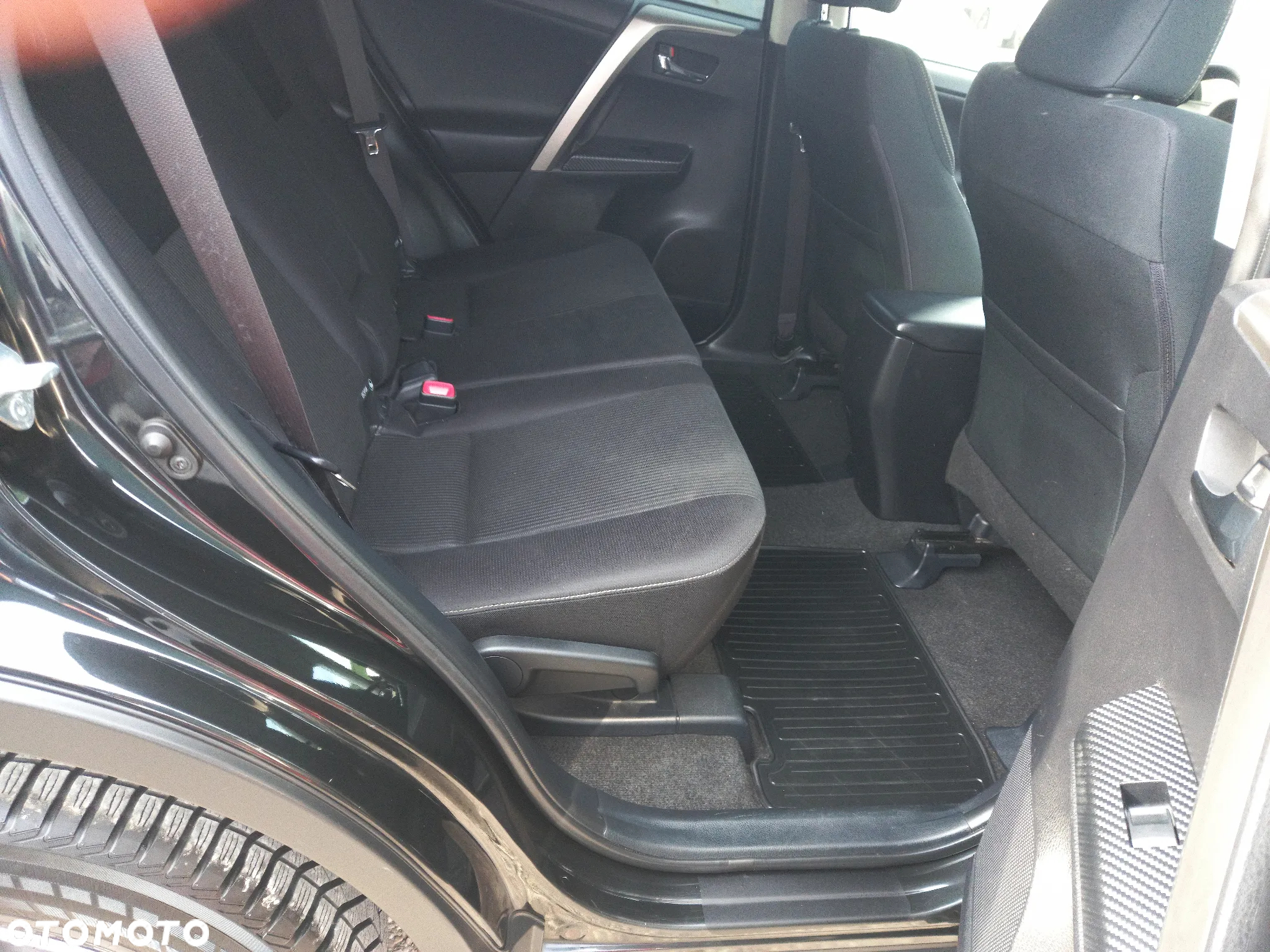 Toyota RAV4 2.0 D-4D Premium 4x2 - 14