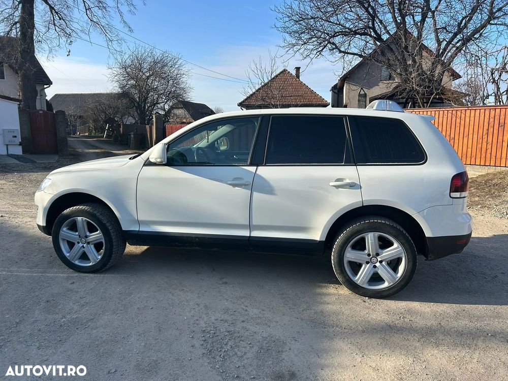 Volkswagen Touareg 2.5 R5 TDI DPF Aut. Individual - 34