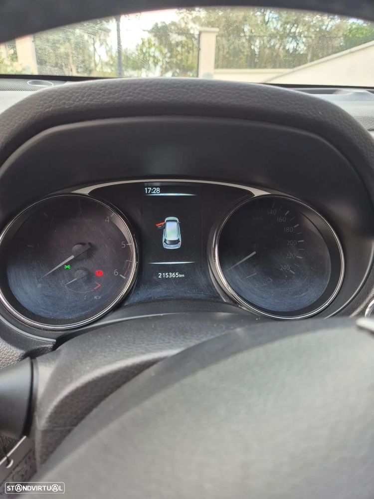 Nissan X-Trail - 3