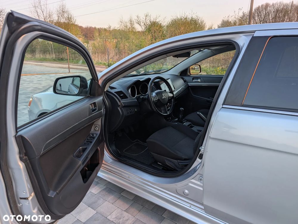 Mitsubishi Lancer 1.8 Intense LPG - 25