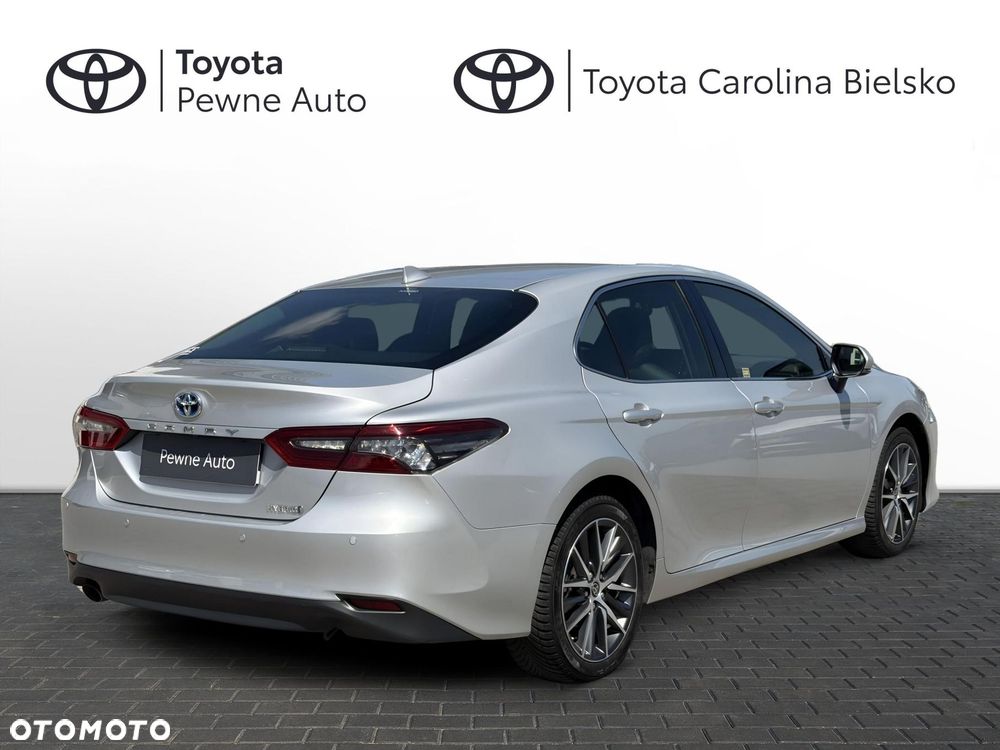 Toyota Camry 2.5 Hybrid Executive CVT - 21