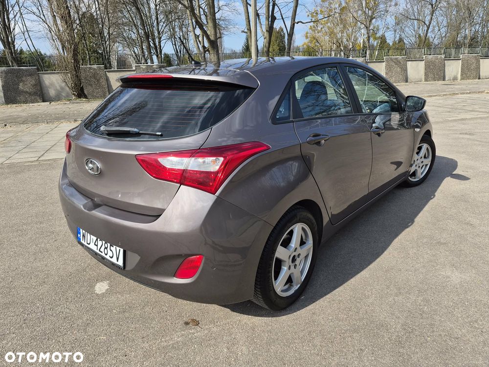 Hyundai i30 1.4 Trend - 5