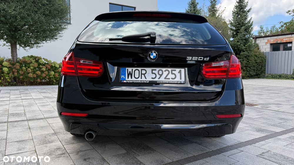 BMW Seria 3 320d - 8