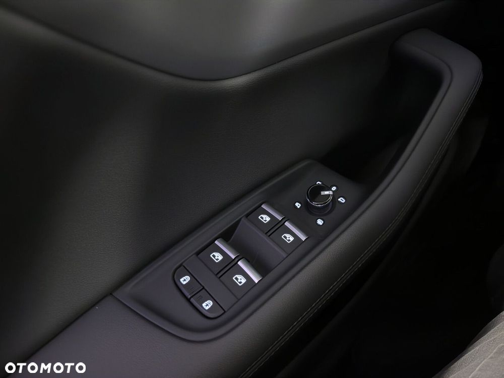 Audi Q8 - 15