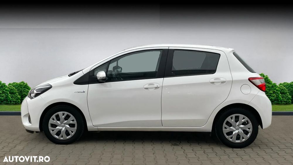 Toyota Yaris 1.5 VVT-i HSD Active - 2