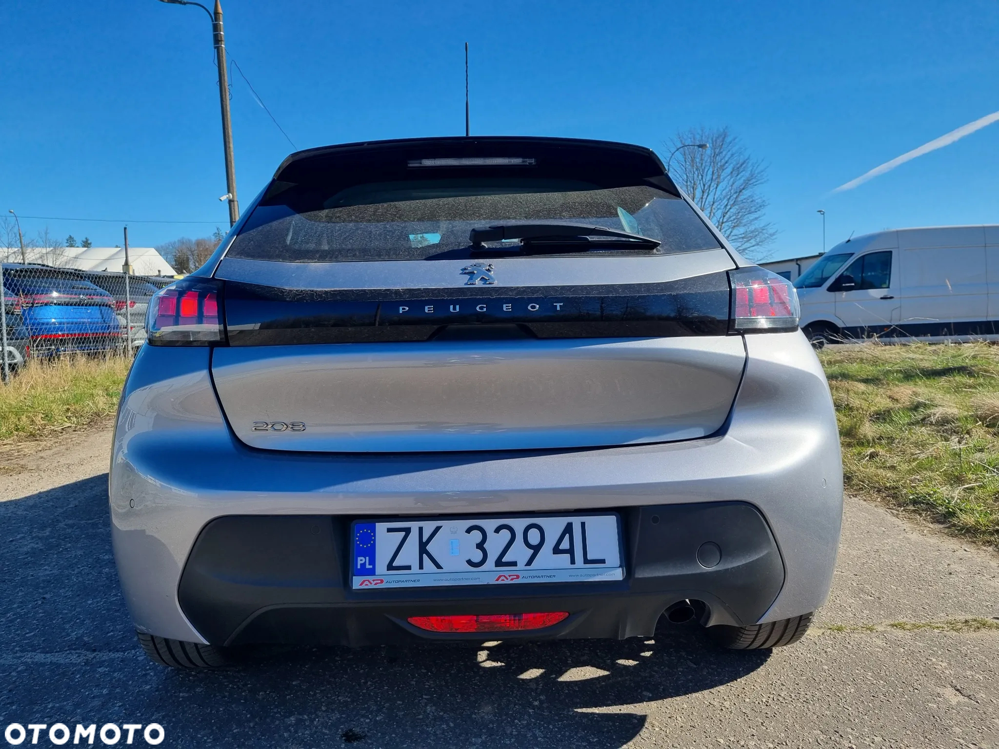 Peugeot 208 PureTech 75 Allure - 4