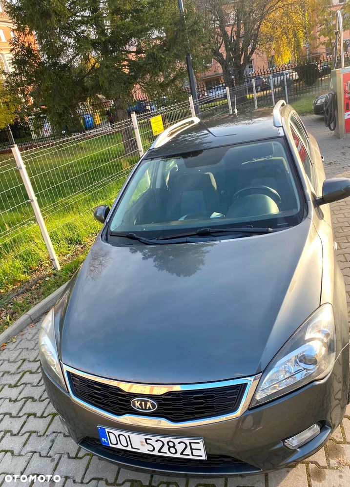 Kia Ceed 1.4 CVVT Attract - 2