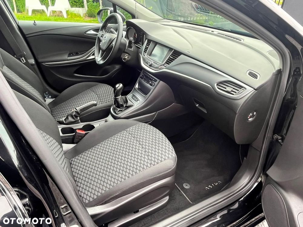 Opel Astra 1.0 T Enjoy S&S - 12