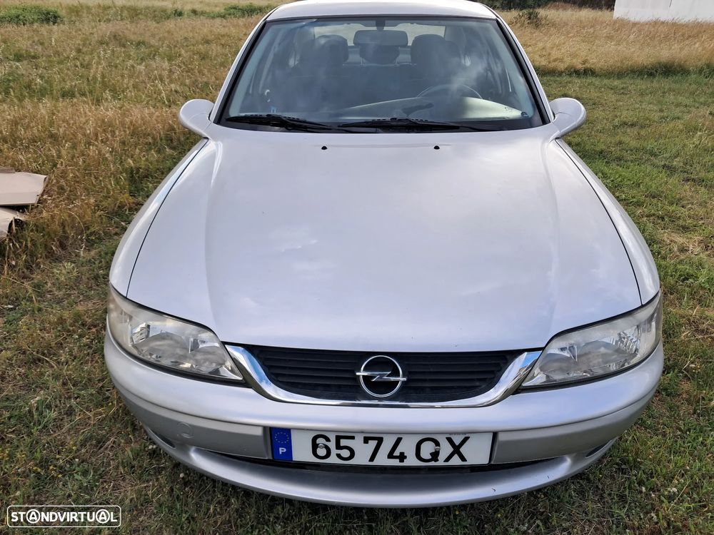 Opel Vectra 1.6 Elegance - 1