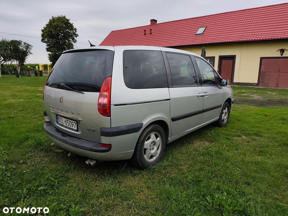 Peugeot 807 2.2 ST - 4