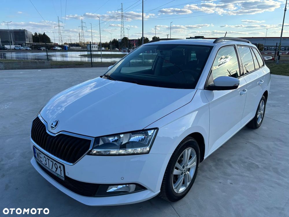 Skoda Fabia 1.0 TSI Ambition - 2