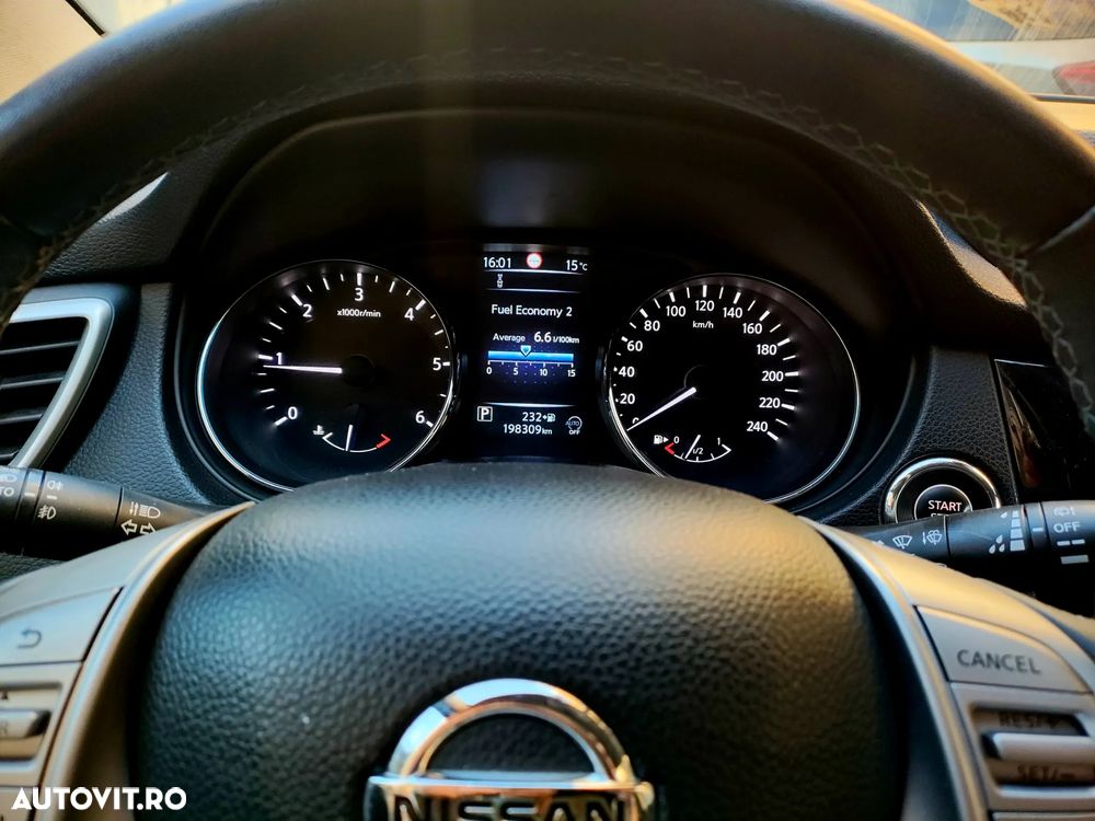 Nissan Qashqai - 4