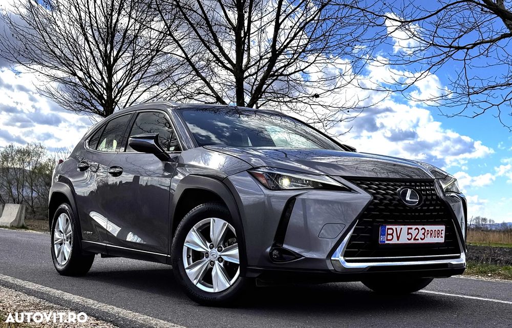 Lexus UX
