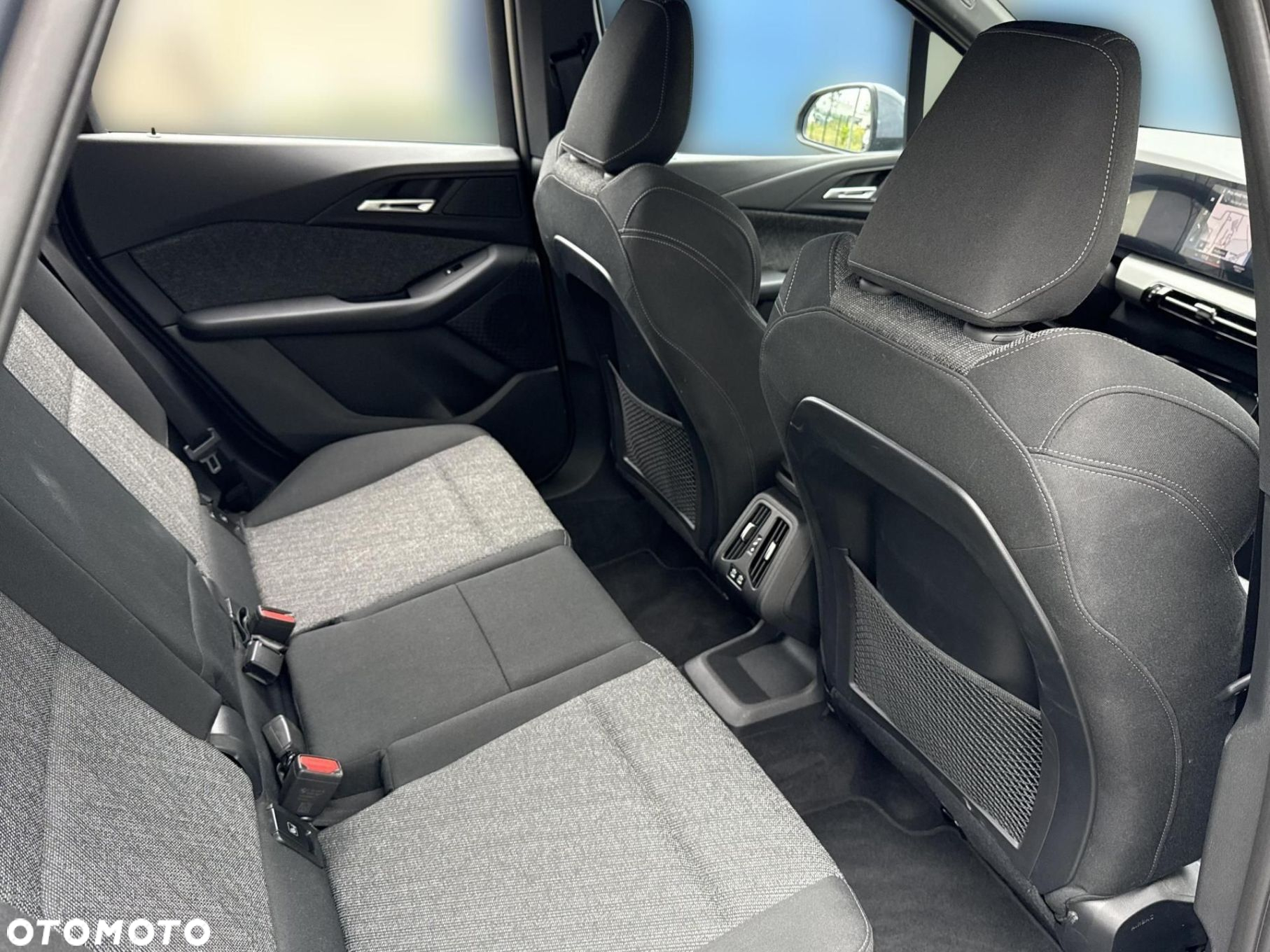BMW Seria 2 - 17