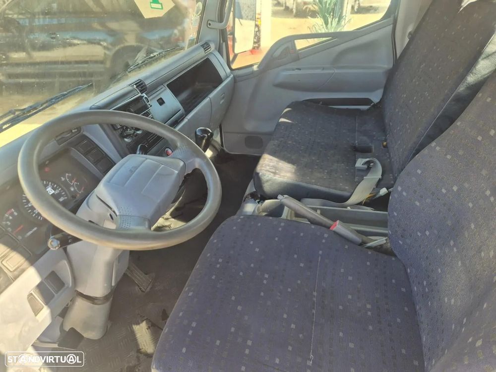 Mitsubishi Canter 3C13 - 4
