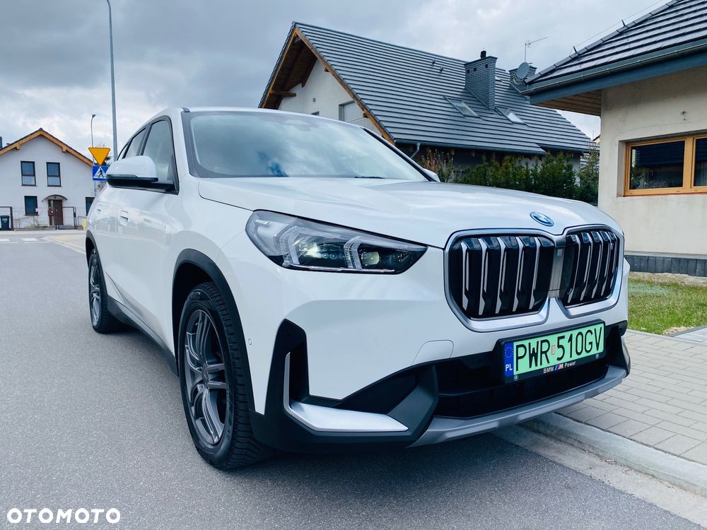 BMW iX1 xDrive30 66.5kWh xLine - 27