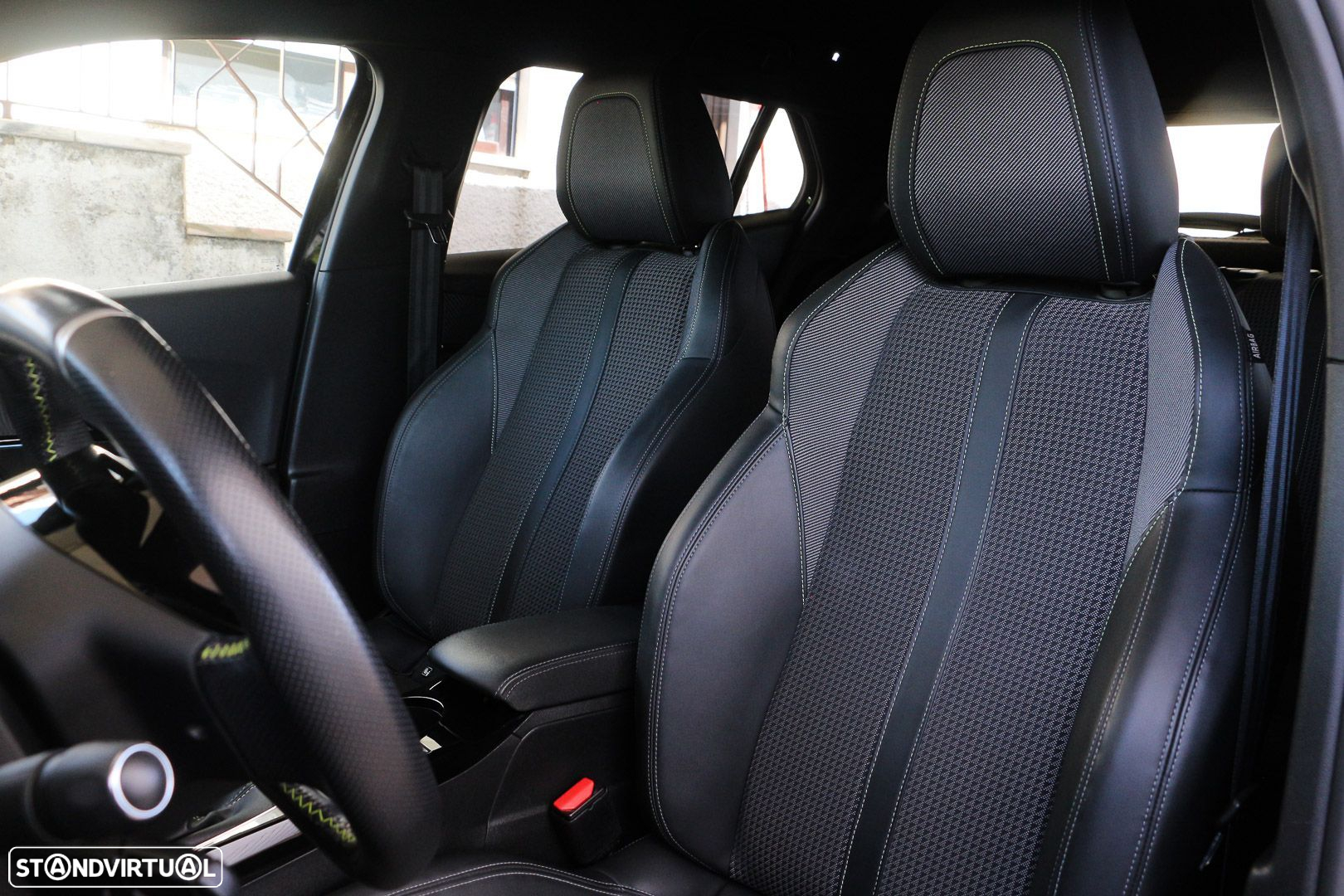 Peugeot 2008 1.5 BlueHDi GT - 15