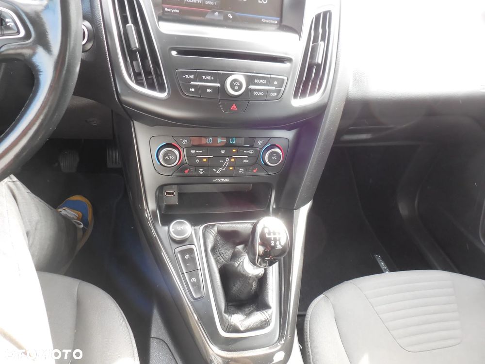 Ford Focus - 19