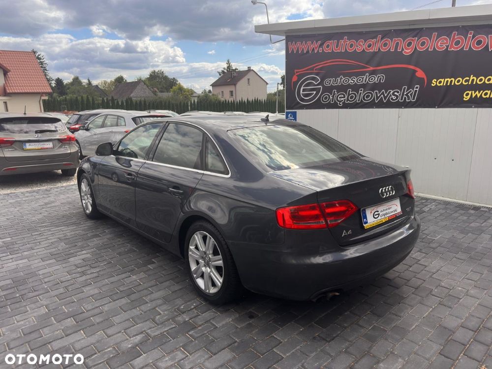 Audi A4 Avant 2.0 TDI - 4