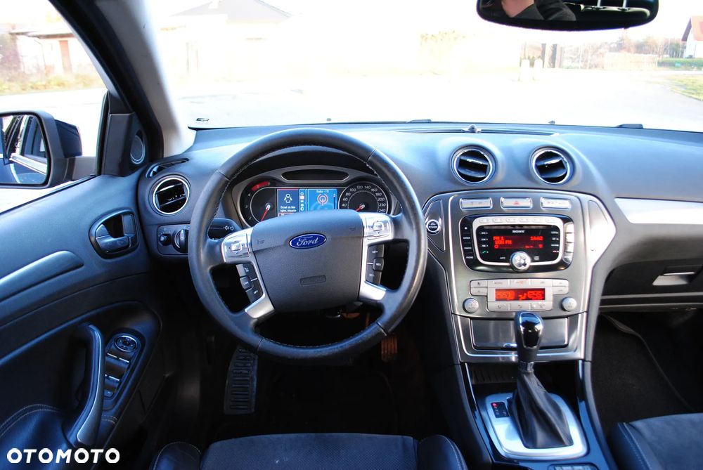 Ford Mondeo 2.0 TDCi Titanium - 13