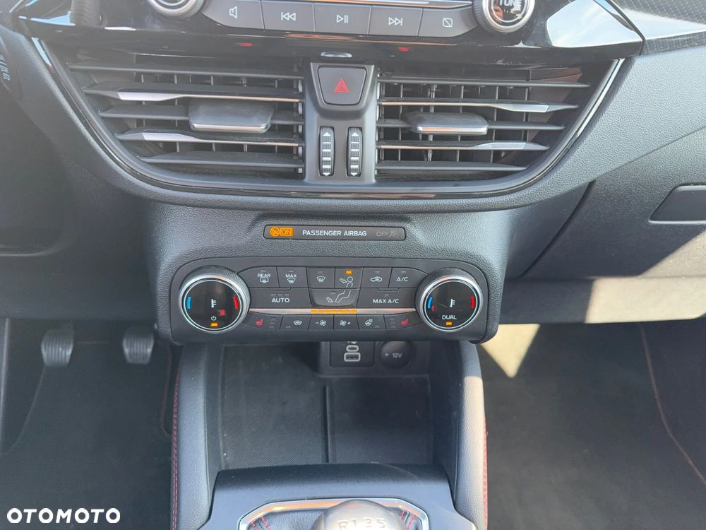 Ford Kuga 1.5 EcoBoost FWD ST-Line - 19