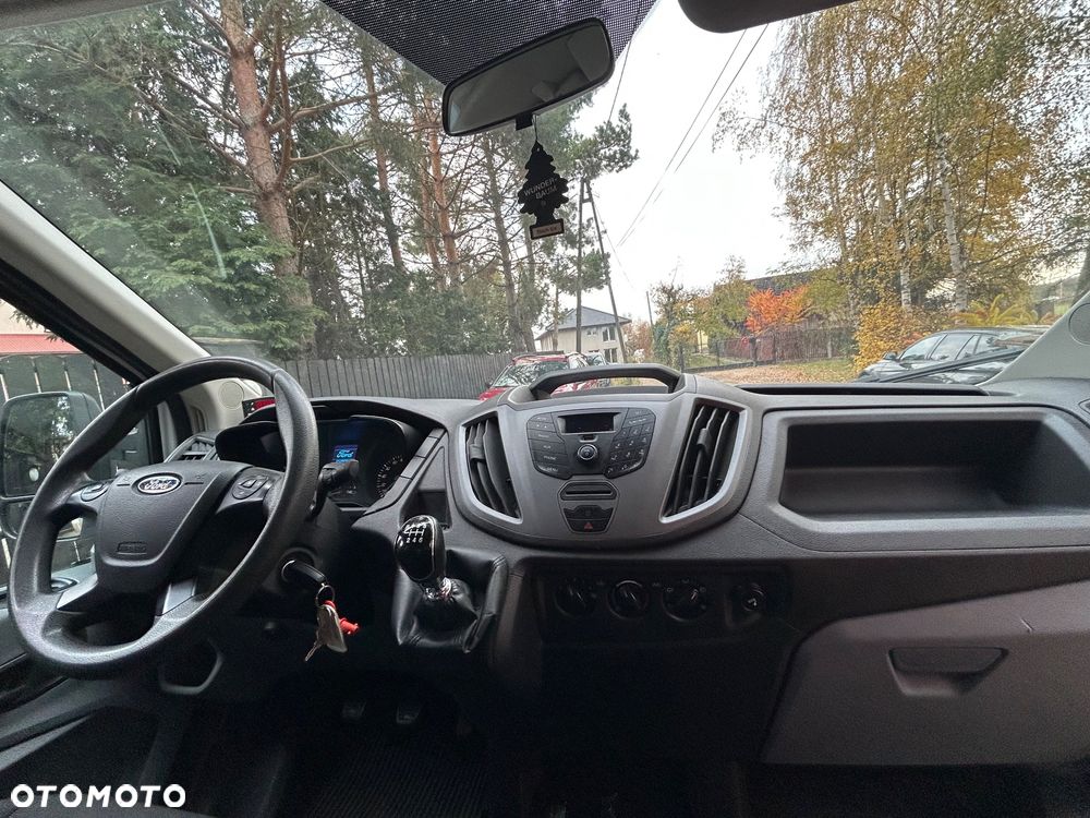 Ford Transit - 26