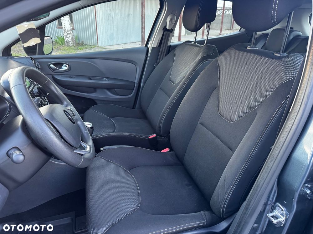 Renault Clio 1.2 16V 75 Start - 24