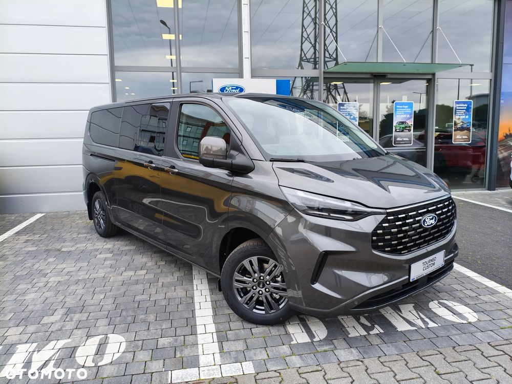 Ford Tourneo Custom 2.0 EcoBlue 320 L2 Titanium