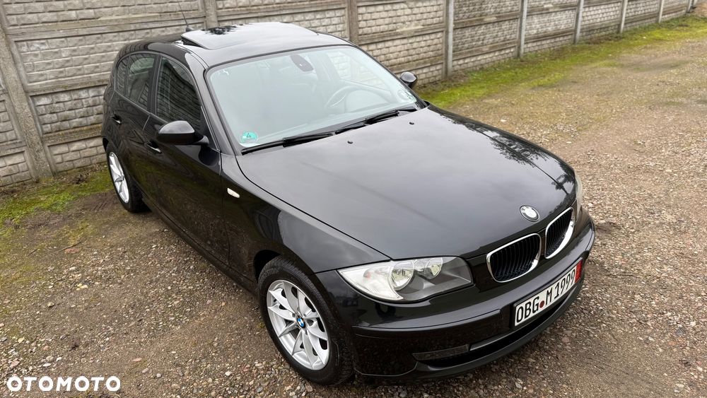 BMW Seria 1 118i - 32