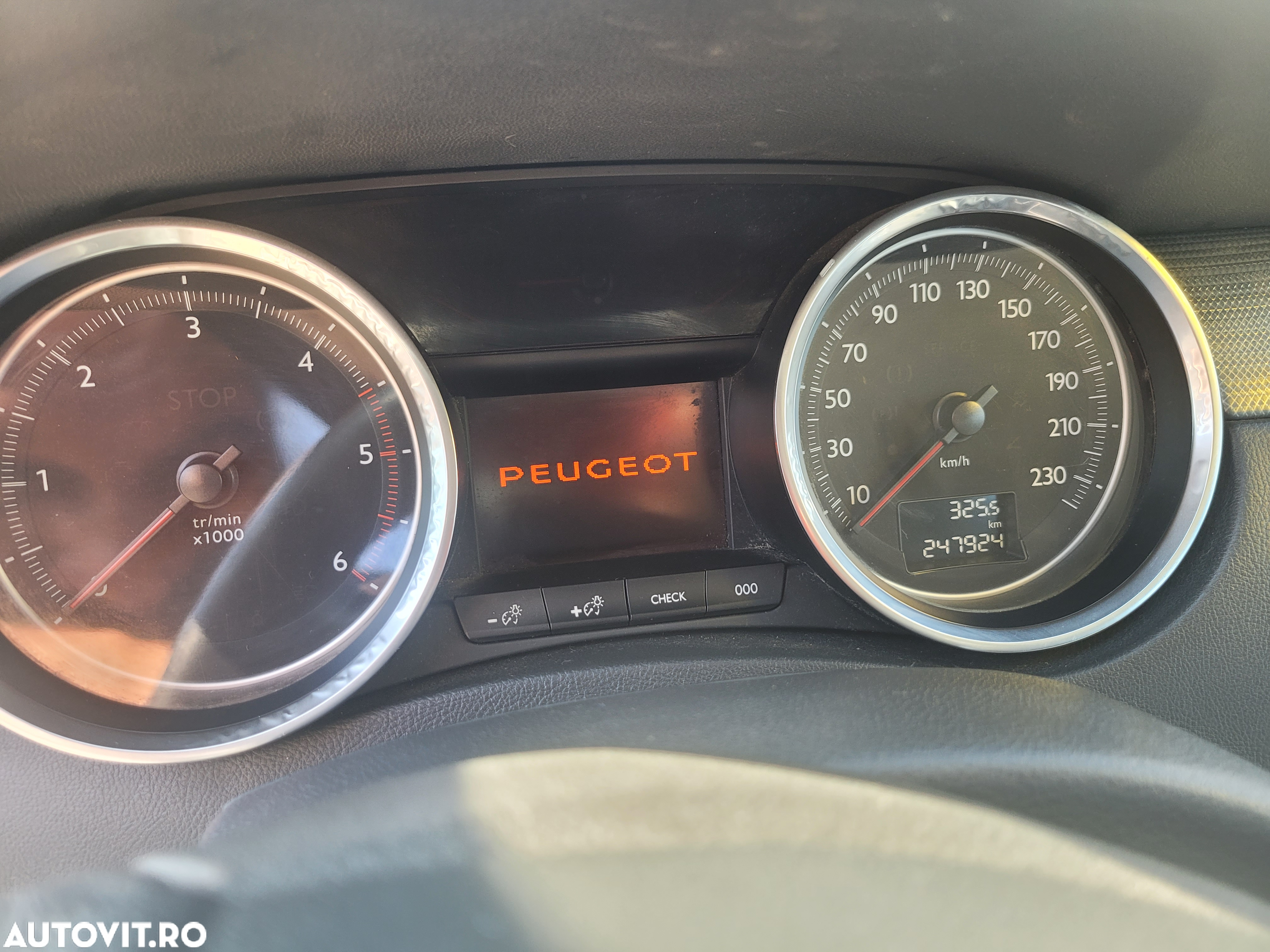 dezmembrez peugeot 508,an 2012 motor 2l diesel €5 - 3