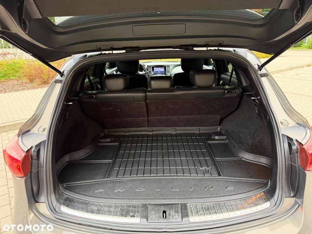 Infiniti FX FX30d S Premium - 29
