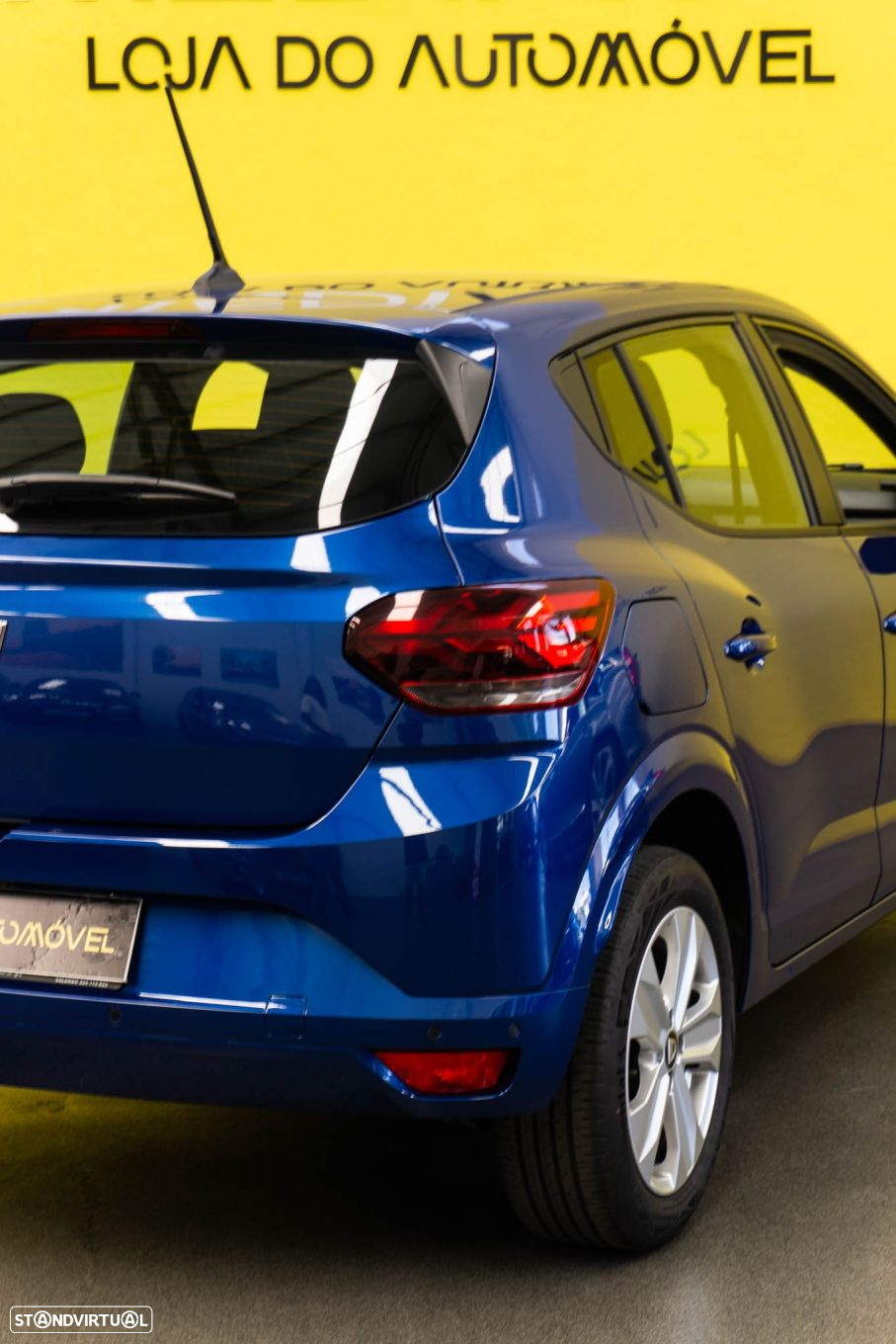 Dacia Sandero 1.0 SCe Essential - 12