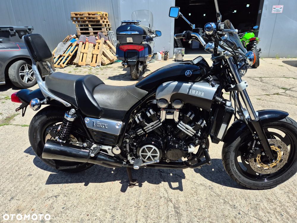 Yamaha V-MAX - 8