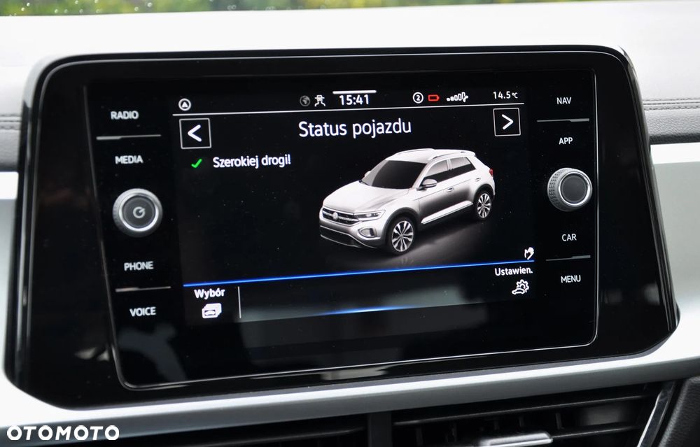 Volkswagen T-Roc 1.5 TSI Life DSG - 24
