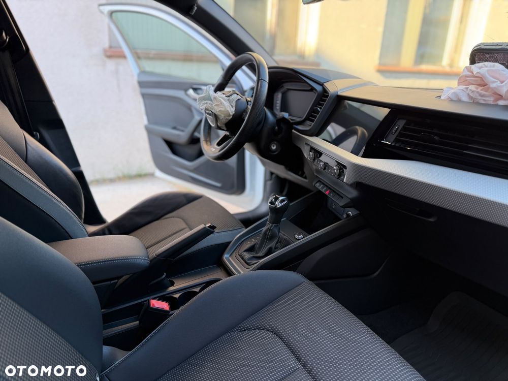 Audi A1 Sportback 35 TFSI S-Line S tronic - 26