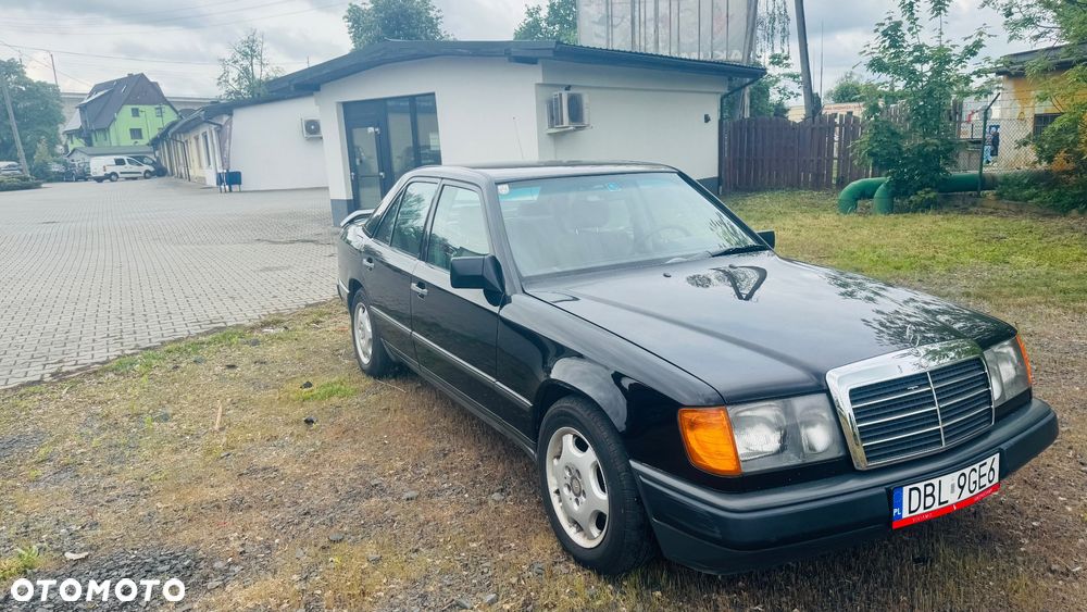 Mercedes-Benz W124 (1984-1993) - 1