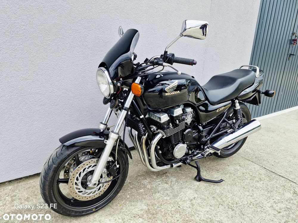 Honda CB - 21