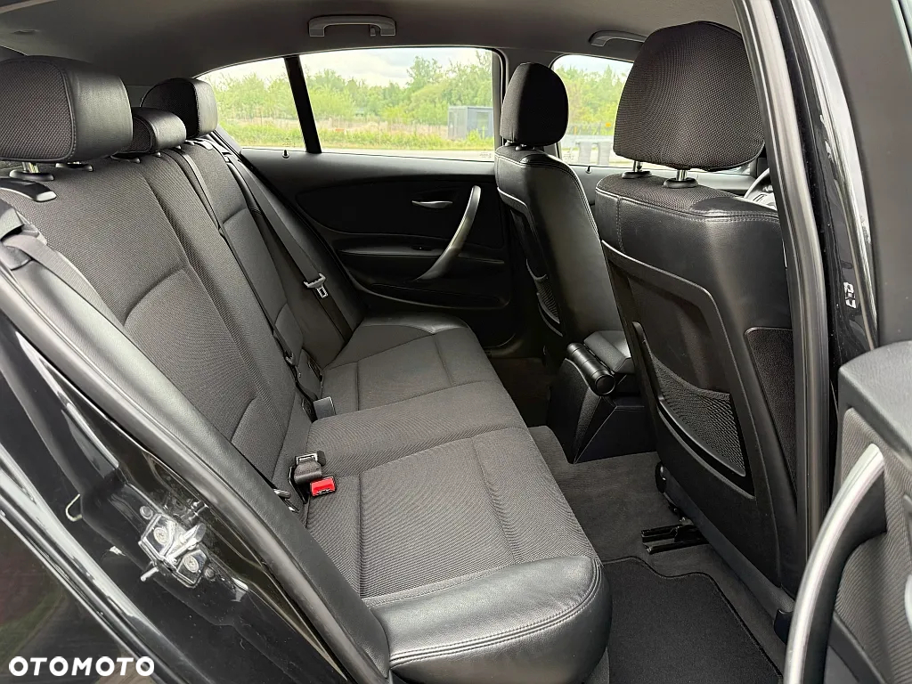 BMW Seria 1 120d DPF Edition Sport - 8