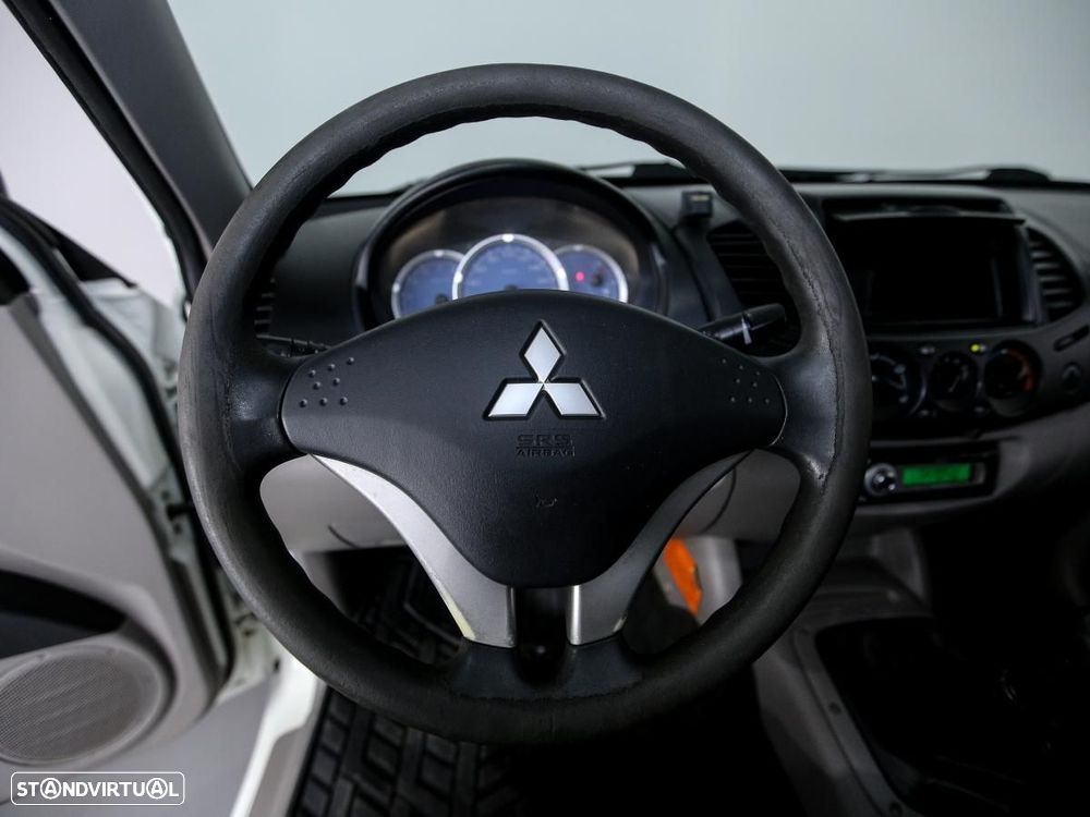 Mitsubishi L200 C.Dupla Invite 4X4 C/IVA - 15
