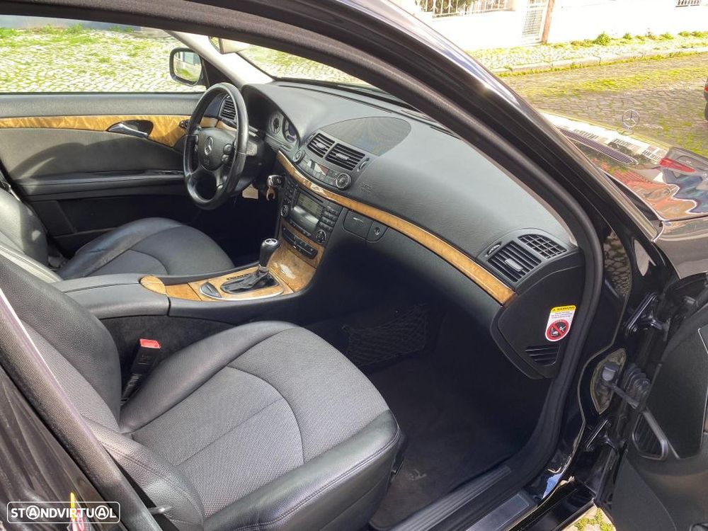 Mercedes-Benz E 220 CDI Auto Avantgarde - 29