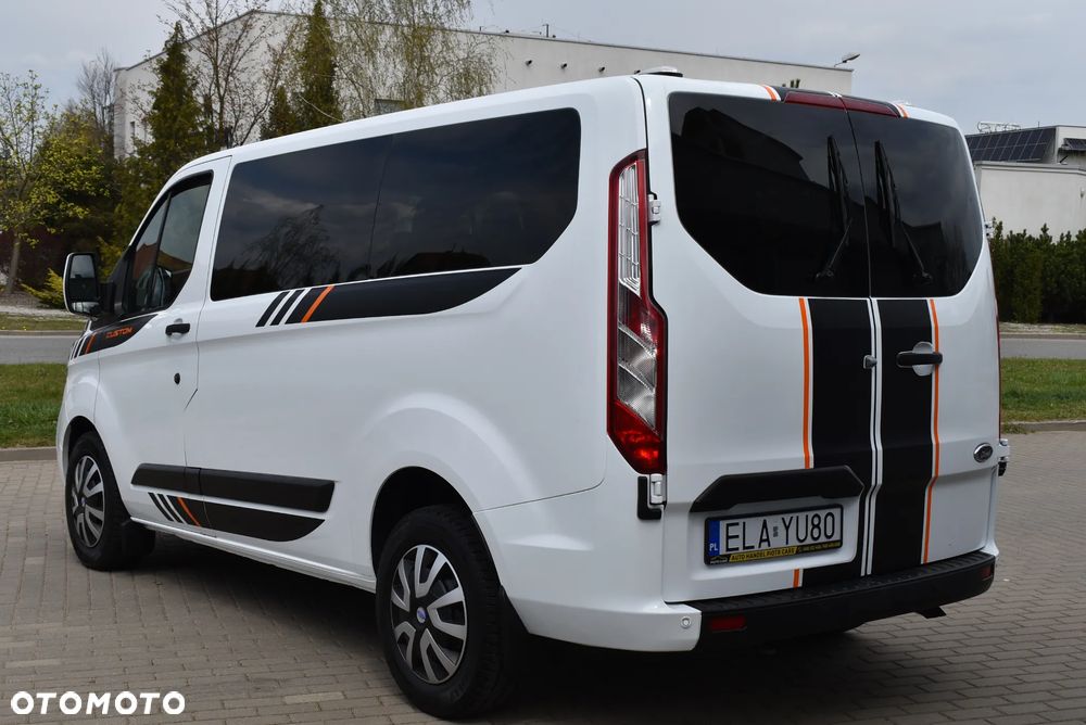 Ford Transit Custom - 8
