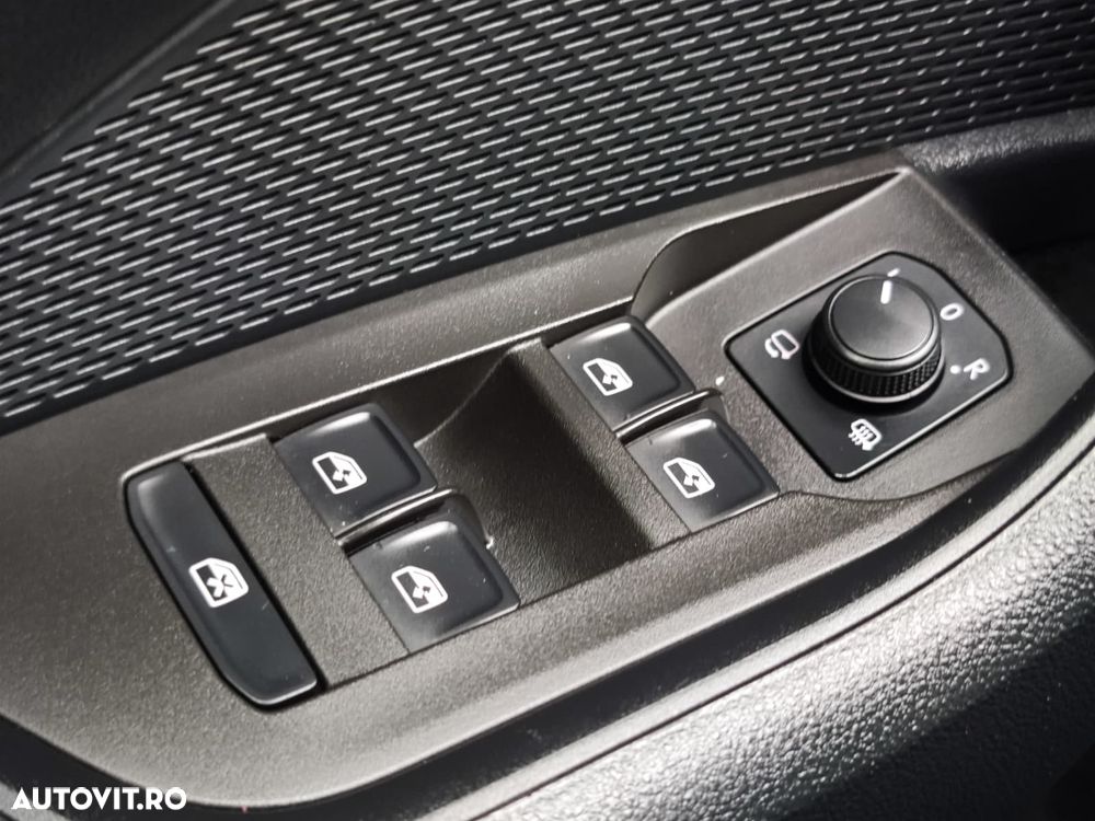 Skoda Octavia Combi Diesel 2.0 TDI Ambition - 30