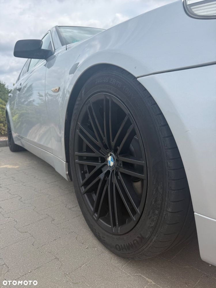 BMW Seria 5 530i - 5