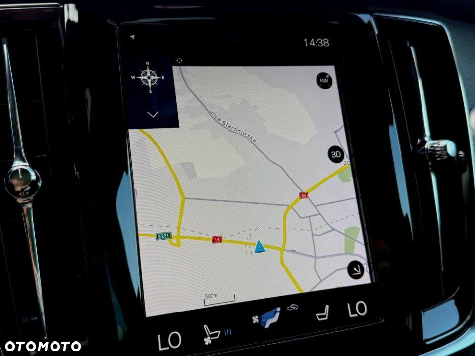 Volvo V90 Cross Country - 23