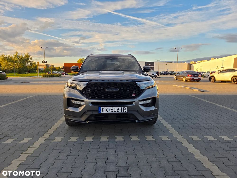 Ford Explorer - 2
