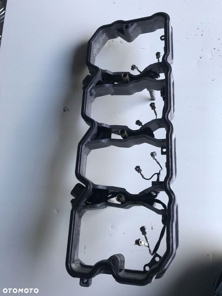 IVECO EUROCARGO TECTOR 3.9 DYSTANS POKRYWY ZAWORÓW - 3