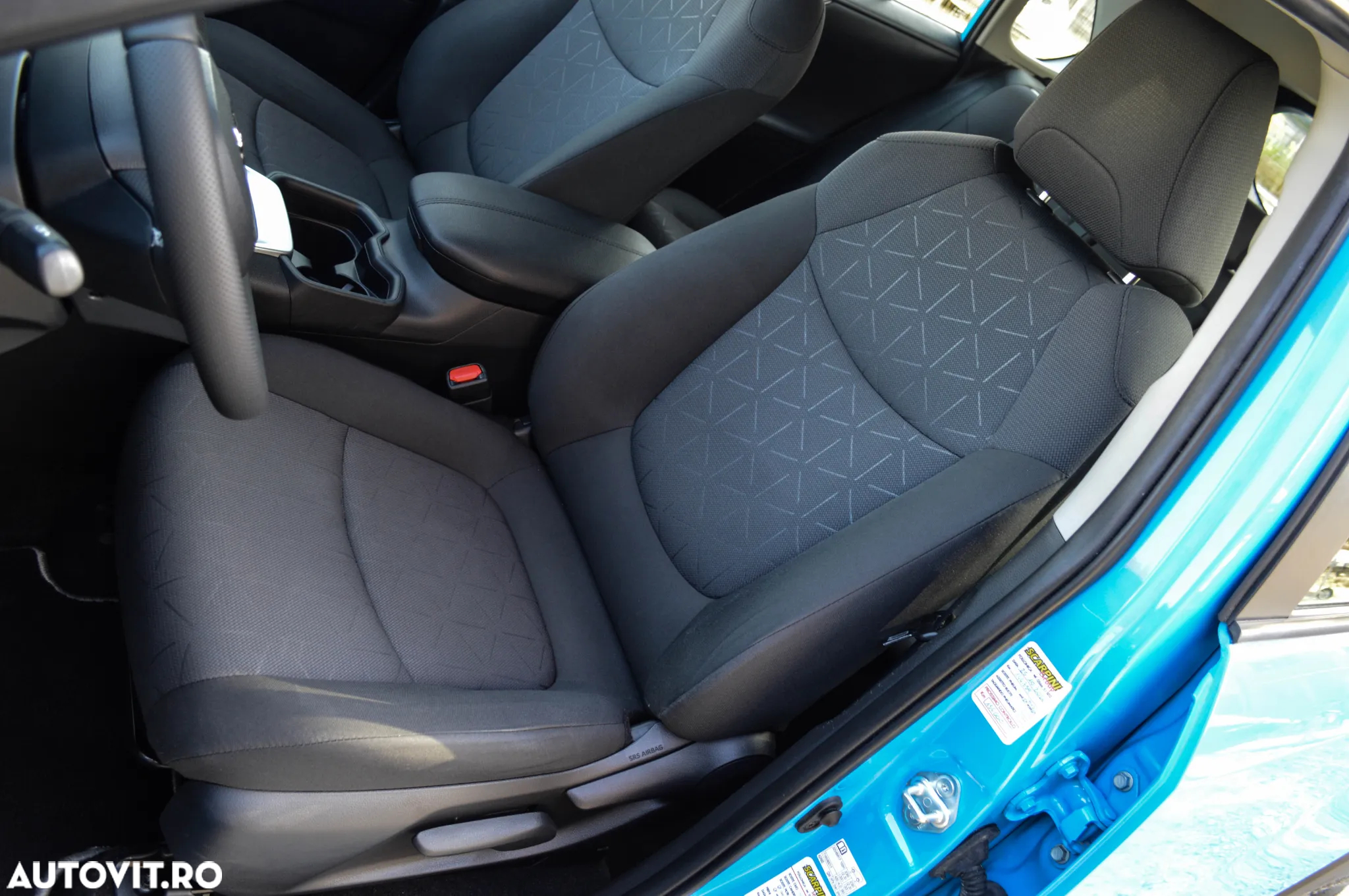 Toyota RAV4 2.5 4x2 Hybrid Business Edition - 28