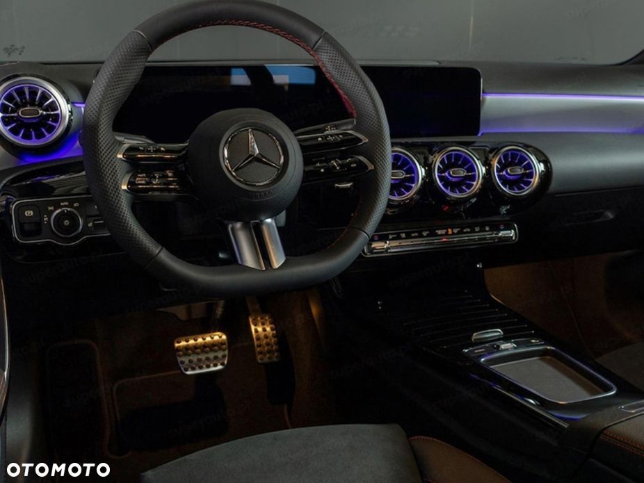 Mercedes-Benz Klasa A 220 d AMG Line 8G-DCT - 9